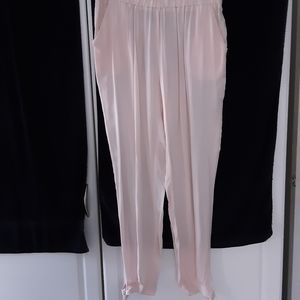 Pink Pant with Elastic Waist, front pockets and tie legs.